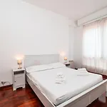 Keys Of Italy - Chiusa 8 - Roomy Appartamento *