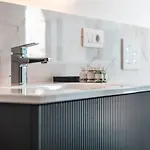 Keys Of Italy - Chiusa 8 - Roomy Milano