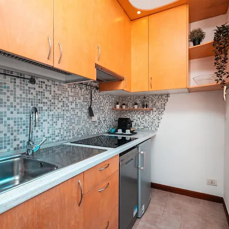 Keys Of Italy - Chiusa 8 - Roomy Apartamento Milão